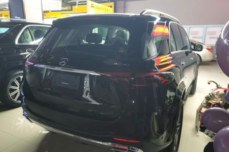 Used Mercedes-Benz GLE 2024 GLE 450 4MATIC Stylish Model Exterior 5
