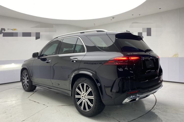 Used Mercedes-Benz GLE 2024 Refreshed GLE 350 4MATIC Stylish Edition Exterior 5