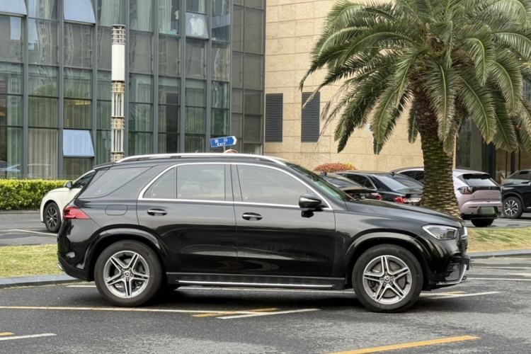 Used Mercedes-Benz GLE 2024 GLE 450 4MATIC Stylish Model Exterior 5