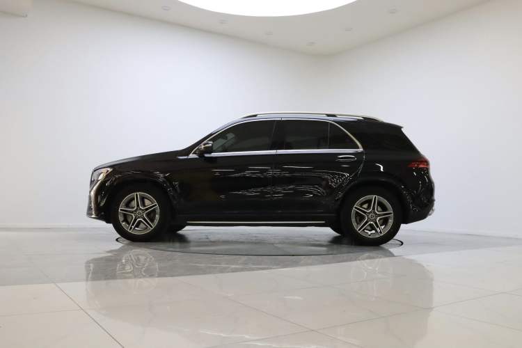 Used Mercedes-Benz GLE 2024 GLE 450 4MATIC AMG Line Exterior 5