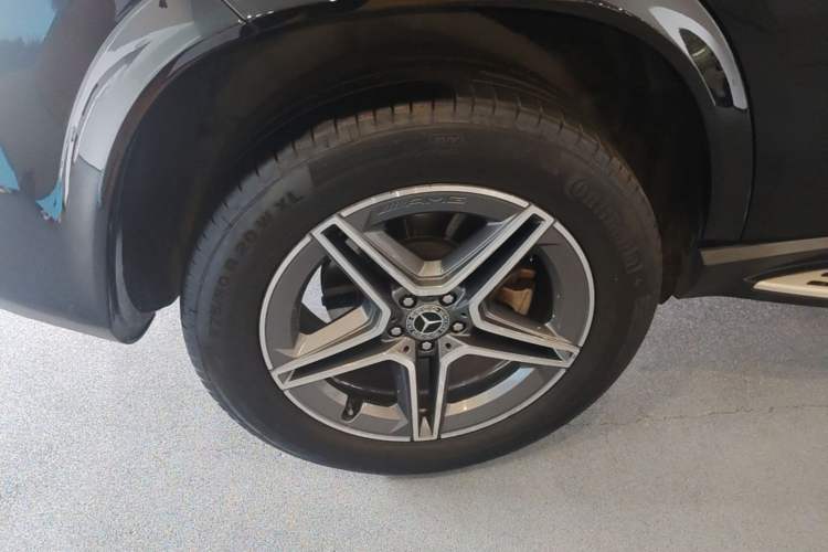Used Mercedes-Benz GLE 2024 GLE 450 4MATIC Stylish Model Exterior 5