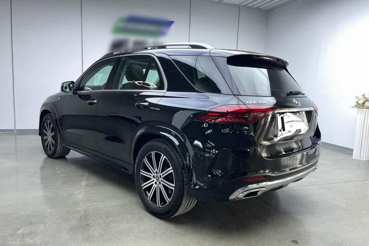 Used Mercedes-Benz GLE 2024 Refreshed GLE 350 4MATIC Stylish Edition Exterior 6