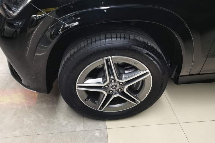 Used Mercedes-Benz GLE 2024 GLE 450 4MATIC Stylish Model Exterior 7