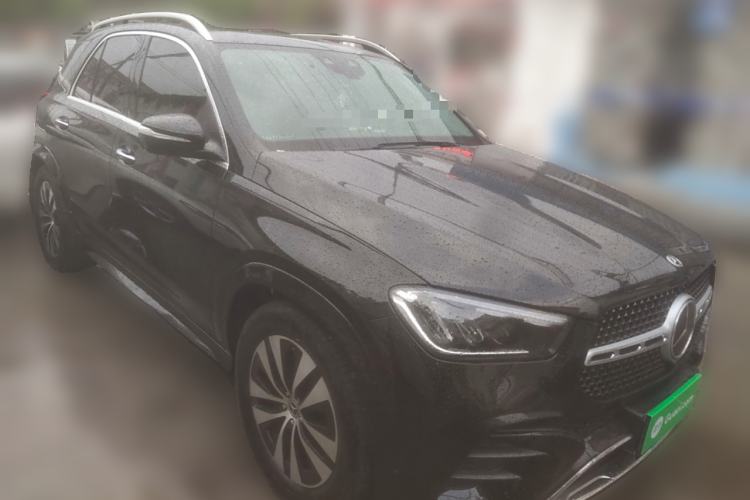 Used Mercedes-Benz GLE 2024 GLE 350 4MATIC Stylish Model Front Right 45 Deg