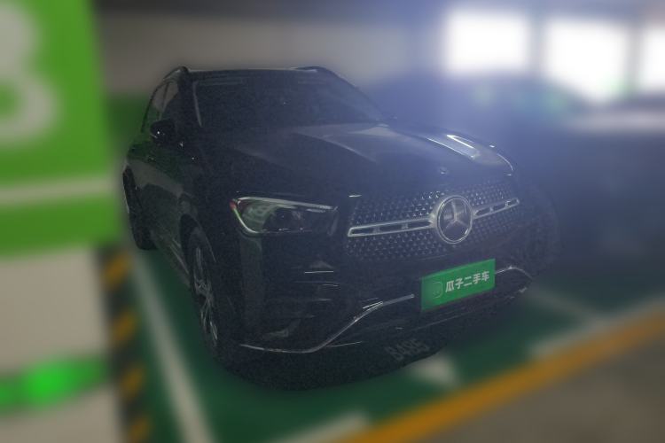 Used Mercedes-Benz GLE 2024 GLE 350 4MATIC Stylish Model Front Right 45 Deg