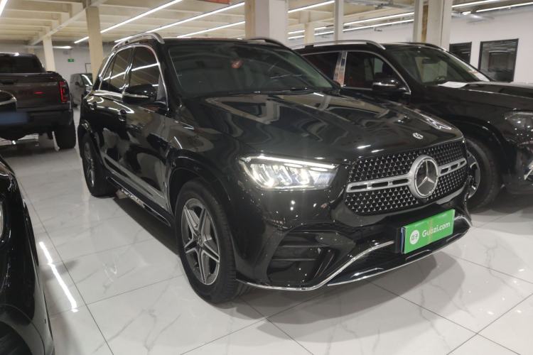 Used Mercedes-Benz GLE 2024 GLE 450 4MATIC AMG Line Front Right 45 Deg