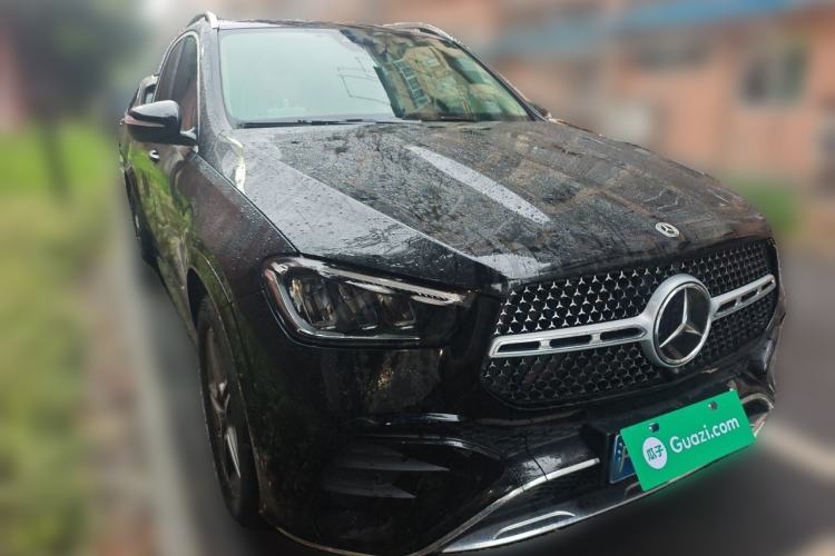 Used Mercedes-Benz GLE 2024 GLE 450 4MATIC AMG Line Front Right 45 Deg