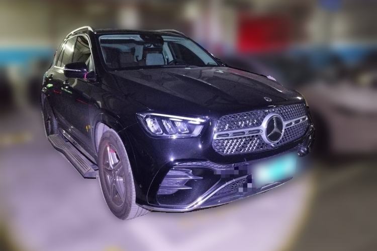 Used Mercedes-Benz GLE 2024 GLE 450 4MATIC Stylish Model Front Right 45 Deg