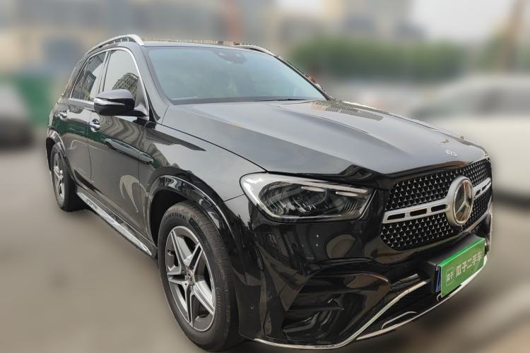 Used Mercedes-Benz GLE 2024 GLE 450 4MATIC Stylish Model Front Right 45 Deg