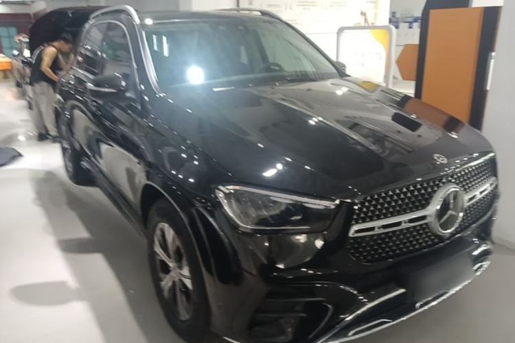 Used Mercedes-Benz GLE 2024 GLE 350 4MATIC Dynamic Edition Front Right 45 Deg