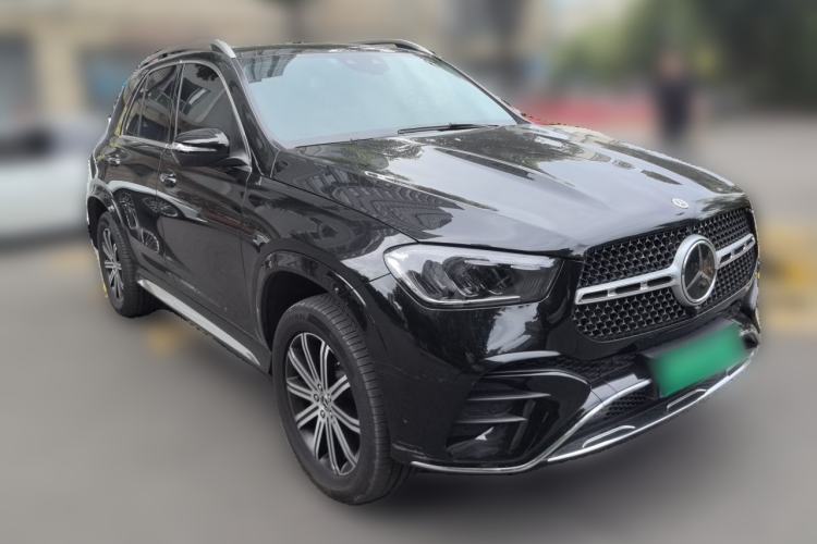 Used Mercedes-Benz GLE 2024 Refreshed GLE 350 4MATIC Stylish Edition Front Right 45 Deg
