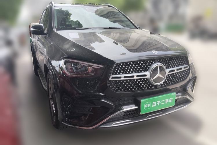 Used Mercedes-Benz GLE 2024 GLE 350 4MATIC Stylish Model Front Right 45 Deg