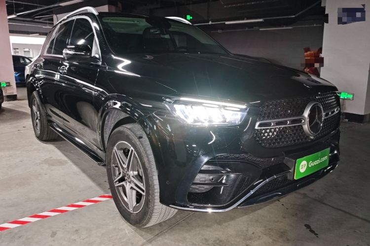 Used Mercedes-Benz GLE 2024 GLE 450 4MATIC Stylish Model Front Right 45 Deg