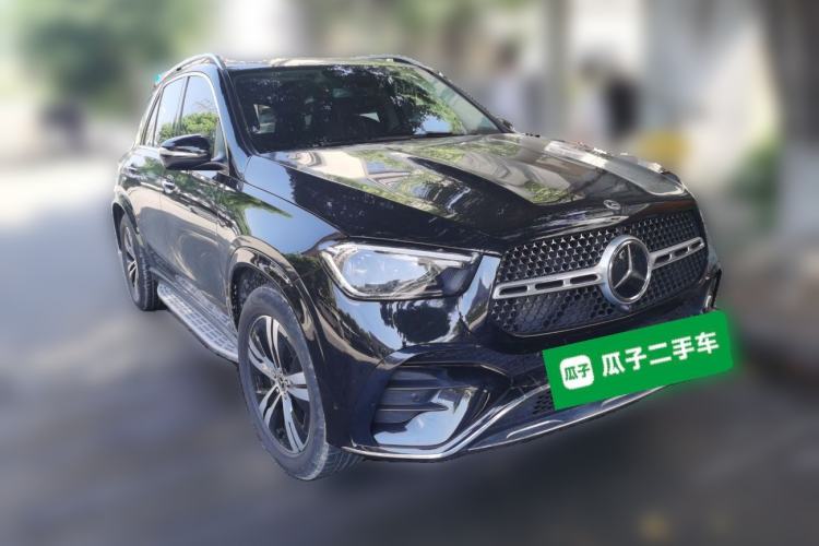 Used Mercedes-Benz GLE 2024 GLE 350 4MATIC Stylish Model Front Right 45 Deg