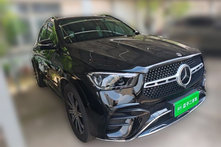 Used Mercedes-Benz GLE 2024 Refreshed GLE 350 4MATIC Stylish Edition Front Right 45 Deg