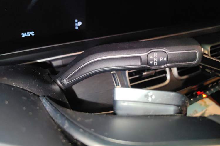 Used Mercedes-Benz GLE 2024 GLE 450 4MATIC Luxury Model Gear Lever
