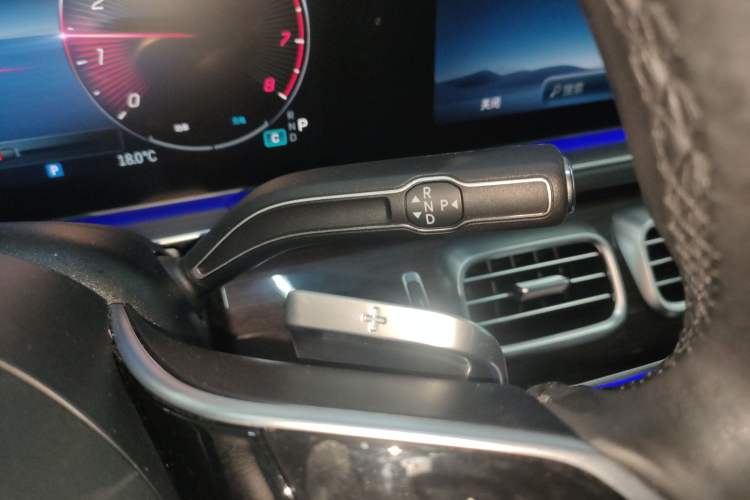 Used Mercedes-Benz GLE 2024 GLE 350 4MATIC Stylish Model Gear Lever