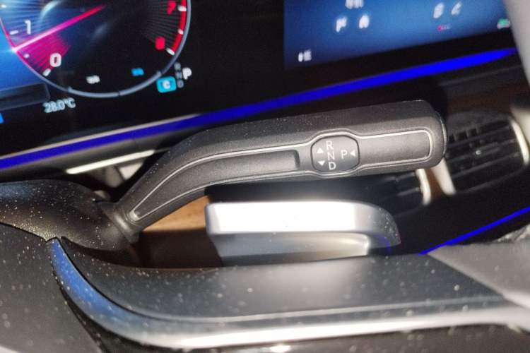 Used Mercedes-Benz GLE 2024 GLE 450 4MATIC Stylish Model Gear Lever