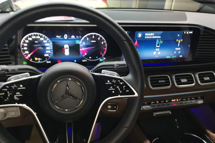 Used Mercedes-Benz GLE 2024 GLE 450 4MATIC Stylish Model Gear Lever