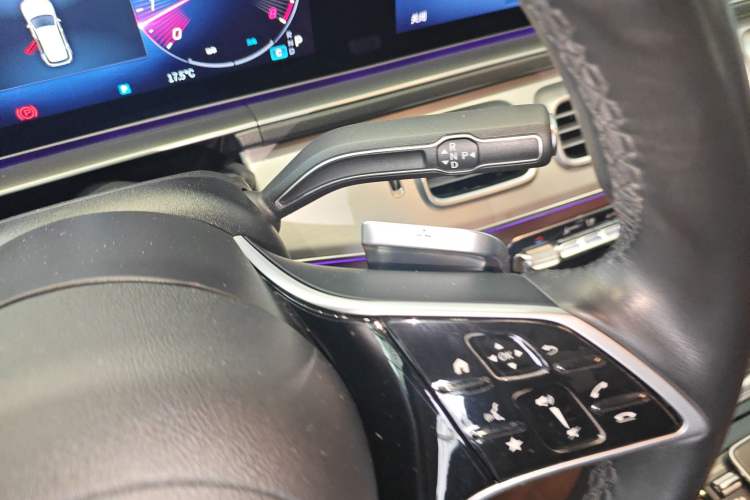 Used Mercedes-Benz GLE 2024 GLE 450 4MATIC AMG Line Gear Lever