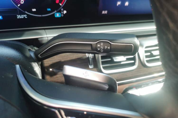 Used Mercedes-Benz GLE 2024 GLE 350 4MATIC Dynamic Edition Gear Lever