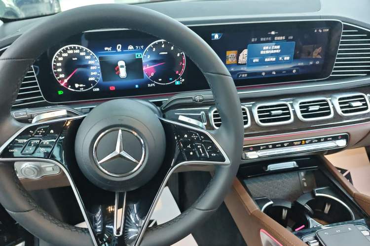 Used Mercedes-Benz GLE 2024 Refreshed GLE 350 4MATIC Stylish Edition Gear Lever