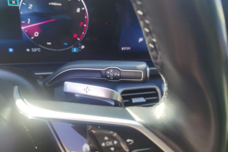 Used Mercedes-Benz GLE 2024 GLE 450 4MATIC Luxury Model Gear Lever