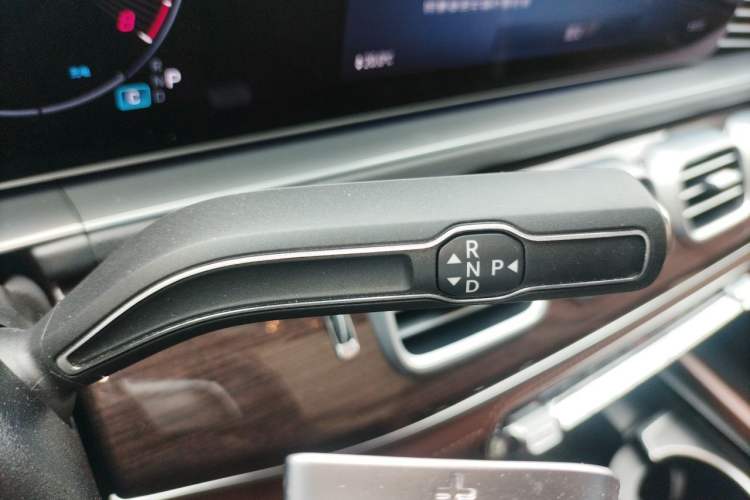 Used Mercedes-Benz GLE 2024 GLE 350 4MATIC Stylish Model Gear Lever