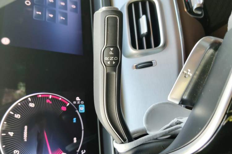 Used Mercedes-Benz GLE 2024 GLE 350 4MATIC Dynamic Edition Gear Lever