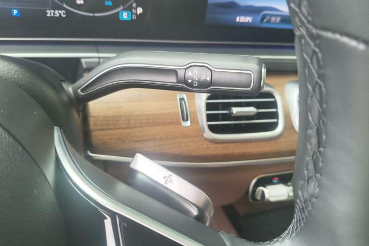 Used Mercedes-Benz GLE 2024 GLE 450 4MATIC Stylish Model Gear Lever