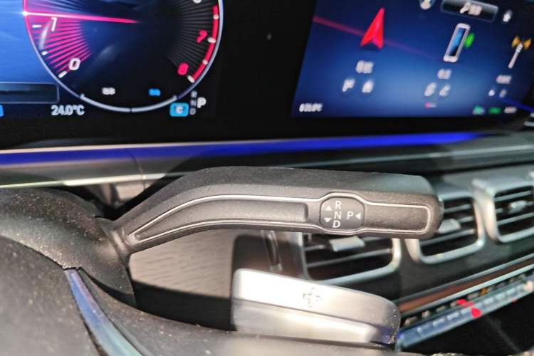 Used Mercedes-Benz GLE 2024 GLE 450 4MATIC Luxury Model Gear Lever