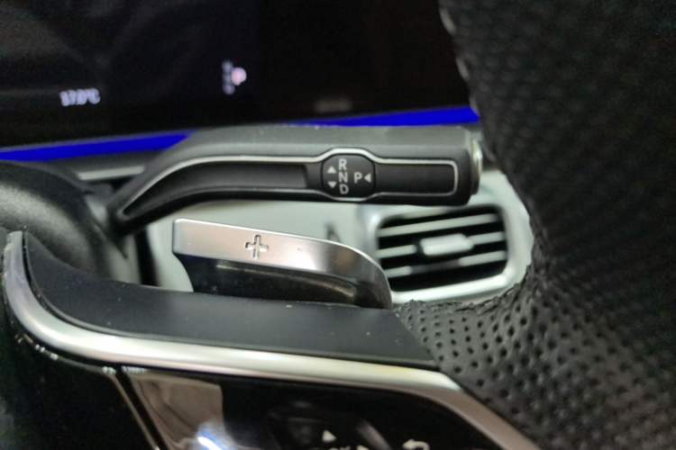 Used Mercedes-Benz GLE 2024 GLE 450 4MATIC AMG Line Gear Lever