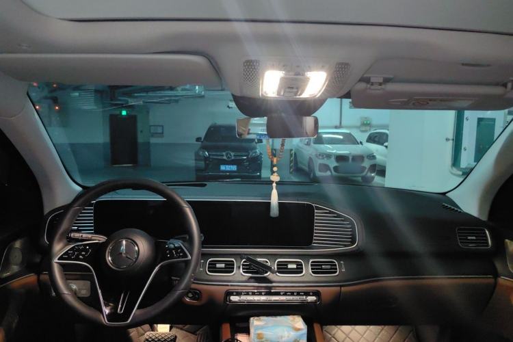 Used Mercedes-Benz GLE 2024 GLE 450 4MATIC Luxury Model Headliner