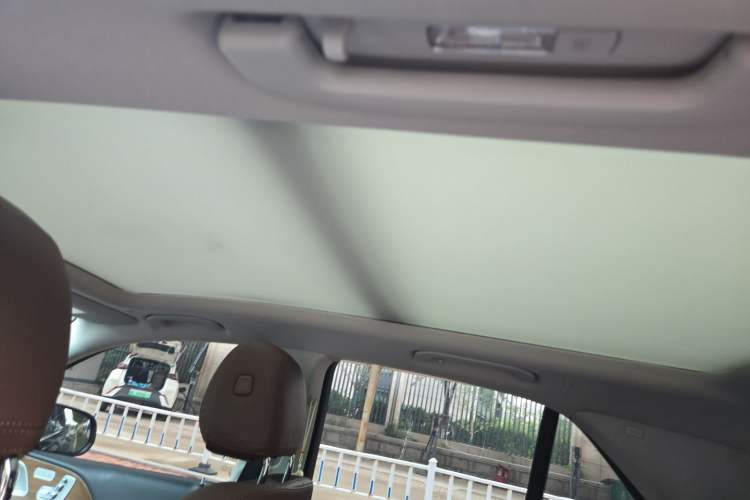 Used Mercedes-Benz GLE 2024 GLE 450 4MATIC Stylish Model Headliner