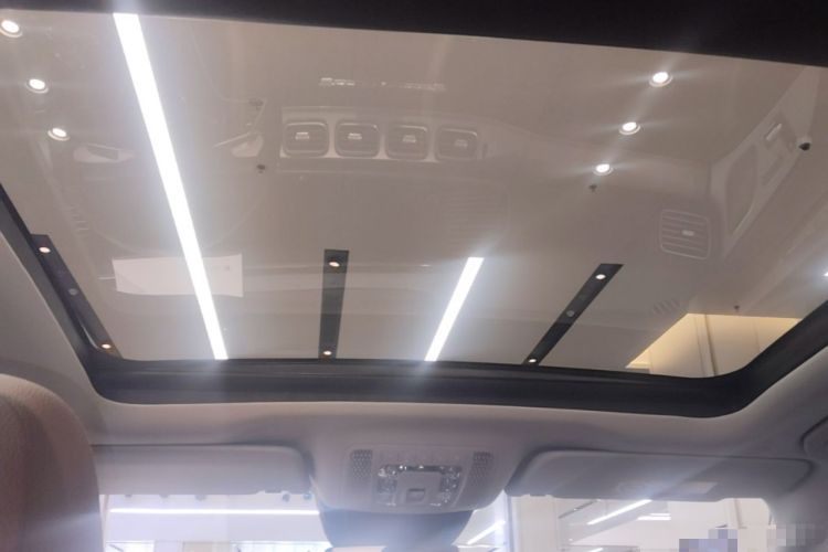 Used Mercedes-Benz GLE 2024 GLE 450 4MATIC AMG Line Headliner