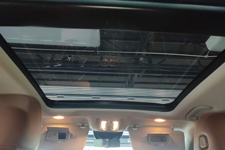 Used Mercedes-Benz GLE 2024 GLE 350 4MATIC Stylish Model Headliner