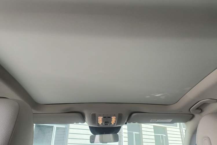 Used Mercedes-Benz GLE 2024 GLE 450 4MATIC Stylish Model Headliner