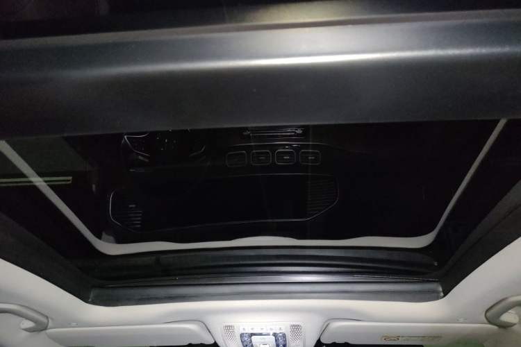 Used Mercedes-Benz GLE 2024 GLE 350 4MATIC Dynamic Edition Headliner