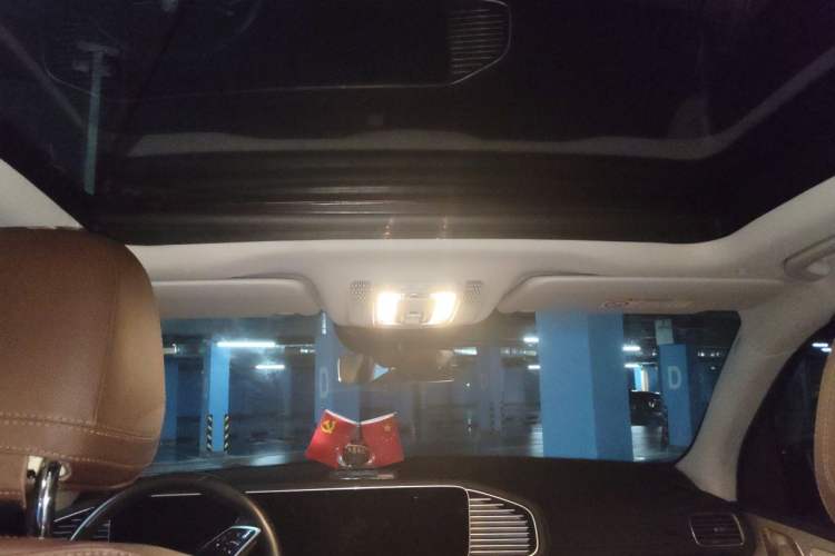 Used Mercedes-Benz GLE 2024 GLE 350 4MATIC Dynamic Edition Headliner