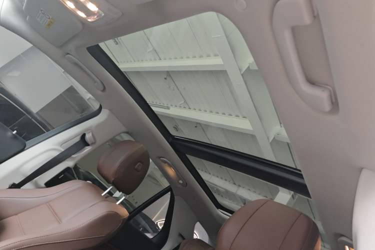 Used Mercedes-Benz GLE 2024 GLE 450 4MATIC Stylish Model Headliner