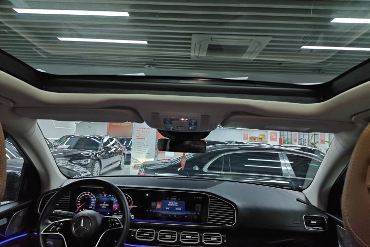 Used Mercedes-Benz GLE 2024 Refreshed GLE 350 4MATIC Stylish Edition Headliner