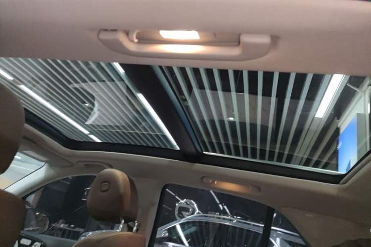 Used Mercedes-Benz GLE 2024 Refreshed GLE 350 4MATIC Stylish Edition Headliner