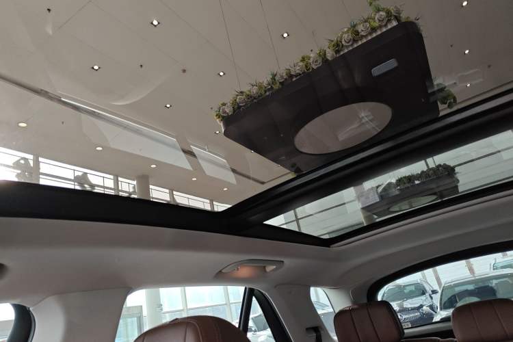 Used Mercedes-Benz GLE 2024 GLE 450 4MATIC Stylish Model Headliner