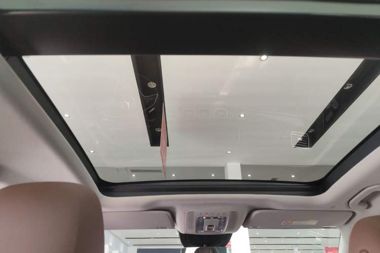 Used Mercedes-Benz GLE 2024 GLE 350 4MATIC Stylish Model Headliner