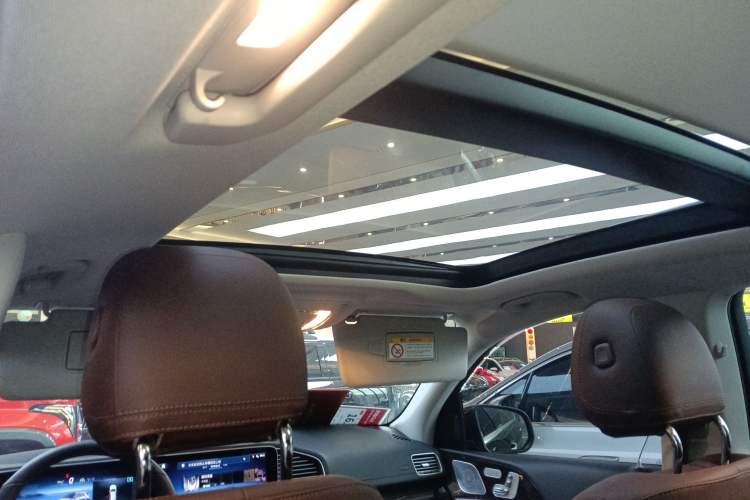 Used Mercedes-Benz GLE 2024 GLE 350 4MATIC Stylish Model Headliner