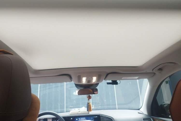 Used Mercedes-Benz GLE 2024 GLE 450 4MATIC Stylish Model Headliner