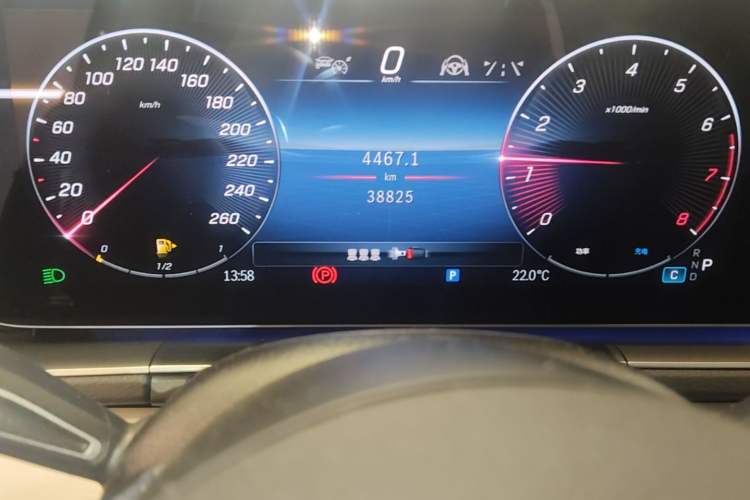 Used Mercedes-Benz GLE 2024 GLE 450 4MATIC AMG Line Instrument Cluster