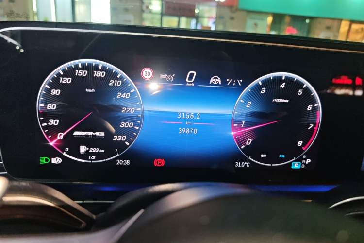 Used Mercedes-Benz GLE 2024 GLE 450 4MATIC Luxury Model Instrument Cluster