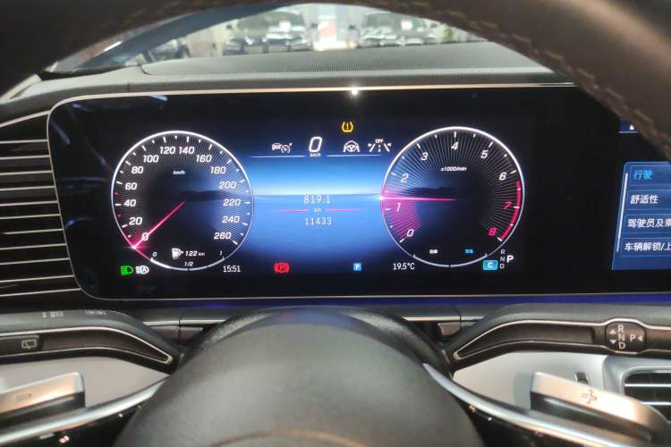 Used Mercedes-Benz GLE 2024 GLE 450 4MATIC AMG Line Instrument Cluster