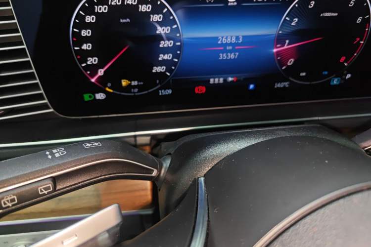 Used Mercedes-Benz GLE 2024 GLE 450 4MATIC Stylish Model Instrument Cluster